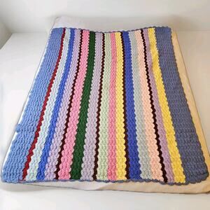 Vintage Hand Made Afghan Crocheted Grandma Granny Couch Bed Approx. 63x56 READ